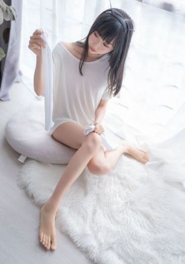 年上大佬掌心宠女儿救妈妈短剧