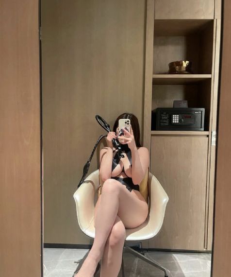 图书馆里的女朋友动漫