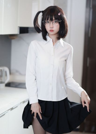 年轻的小婊孑4伦理