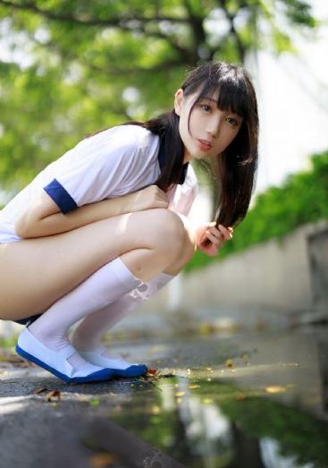 被滋润的娇妻疯狂呻吟电影