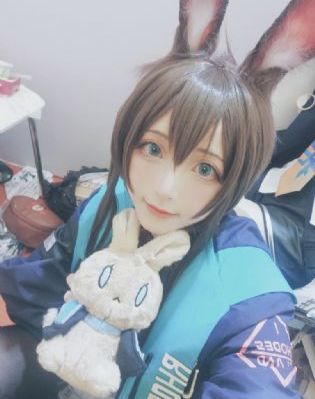 办公室秘书被躁bd在线看