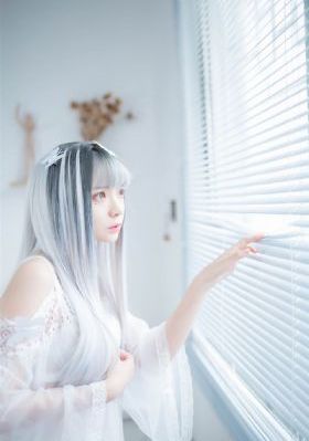 秋霞电